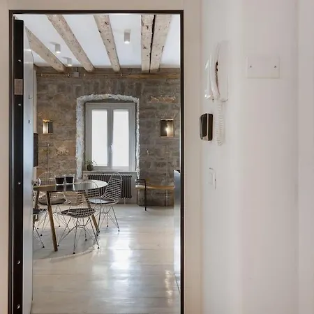 Centro I S. Michele 1 Apartment Triest